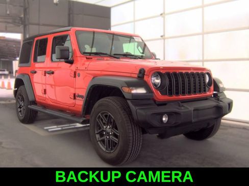 Used 2024 Jeep Wrangler Unlimited Sport AWD/4WD image 3