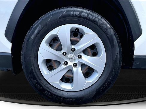 Used 2020 Toyota RAV4 LE w/ All Weather Liner Package AWD/4WD image 34