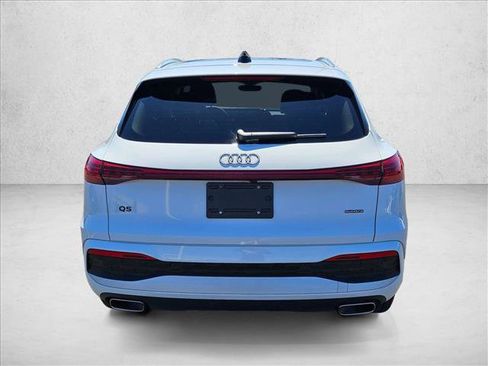 Certified 2025 Audi Q5 Premium w/ Premium Plus AWD/4WD image 7