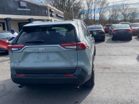 Used 2019 Toyota RAV4 XLE image 19