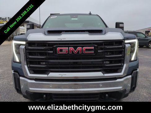 New 2026 GMC Sierra 2500 Pro w/ 1SA Pro Safety Plus Package AWD/4WD image 9