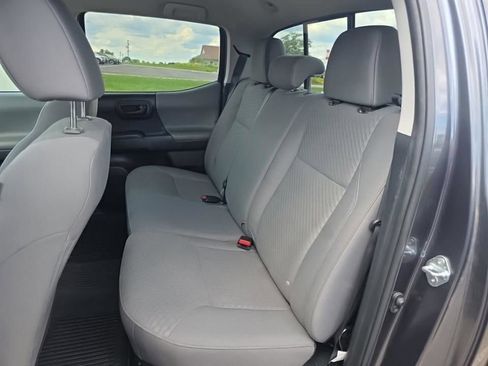 Used 2023 Toyota Tacoma SR AWD/4WD image 18