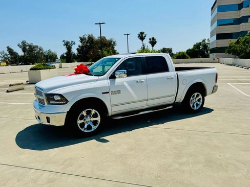 Used 2017 RAM 1500 Laramie w/ Convenience Group image 19