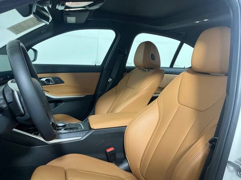 Certified 2025 BMW 330i Sedan w/ Convenience Package RWD image 22