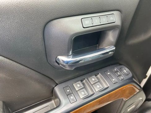 Used 2018 Chevrolet Silverado 2500 LTZ w/ Duramax Plus Package image 31