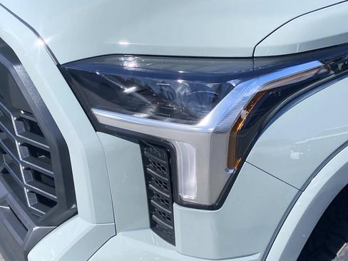New 2026 Toyota Tundra SR5 image 18
