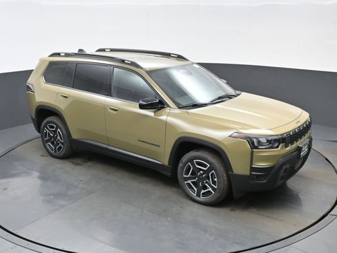 New 2026 Jeep Cherokee Laredo image 24