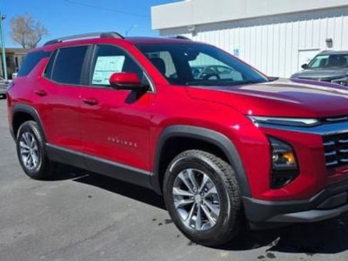 New 2026 Chevrolet Equinox LT w/ Convenience Package II image 1