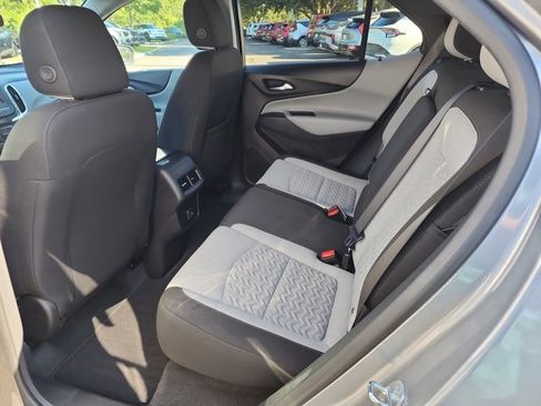 Used 2023 Chevrolet Equinox LS w/ LS Convenience Package image 11