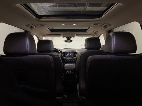 Certified 2023 GMC Acadia Denali w/ Denali Ultimate Package image 9