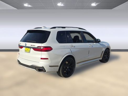 Used 2020 BMW X7 M50i image 8