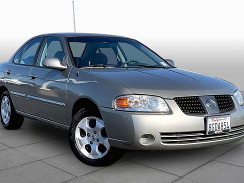 Used 2004 Nissan Sentra S FWD image 2