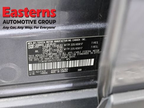 Used 2023 Toyota RAV4 XLE FWD image 34