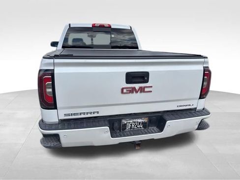 Used 2016 GMC Sierra 1500 Denali w/ Enhanced Driver Alert Package AWD/4WD image 20