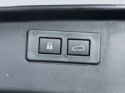 Used 2024 Subaru Outback Premium AWD/4WD image 30