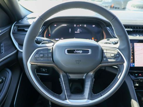 New 2026 Jeep Grand Cherokee L Limited w/ Limited Altitude Package image 31