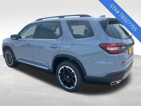New 2026 Honda Pilot Touring image 6