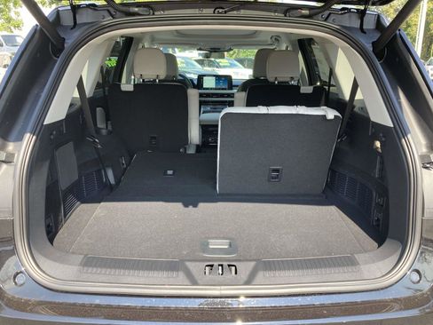 New 2025 Lincoln Aviator 2WD image 15