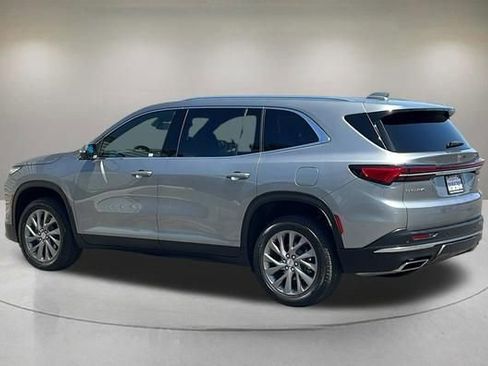 Used 2026 Buick Enclave Preferred w/ LPO, Floor Liner Package FWD image 4
