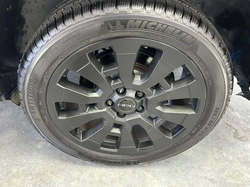 Used 2023 Honda Passport EX-L image 8