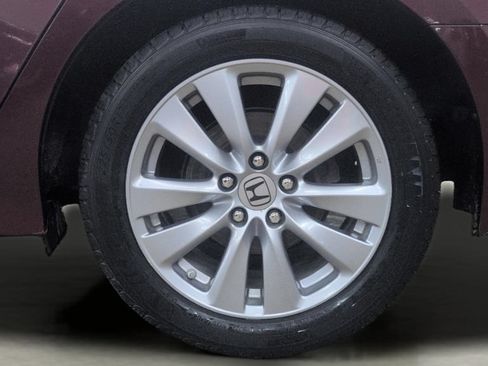 Used 2011 Honda Accord EX image 27