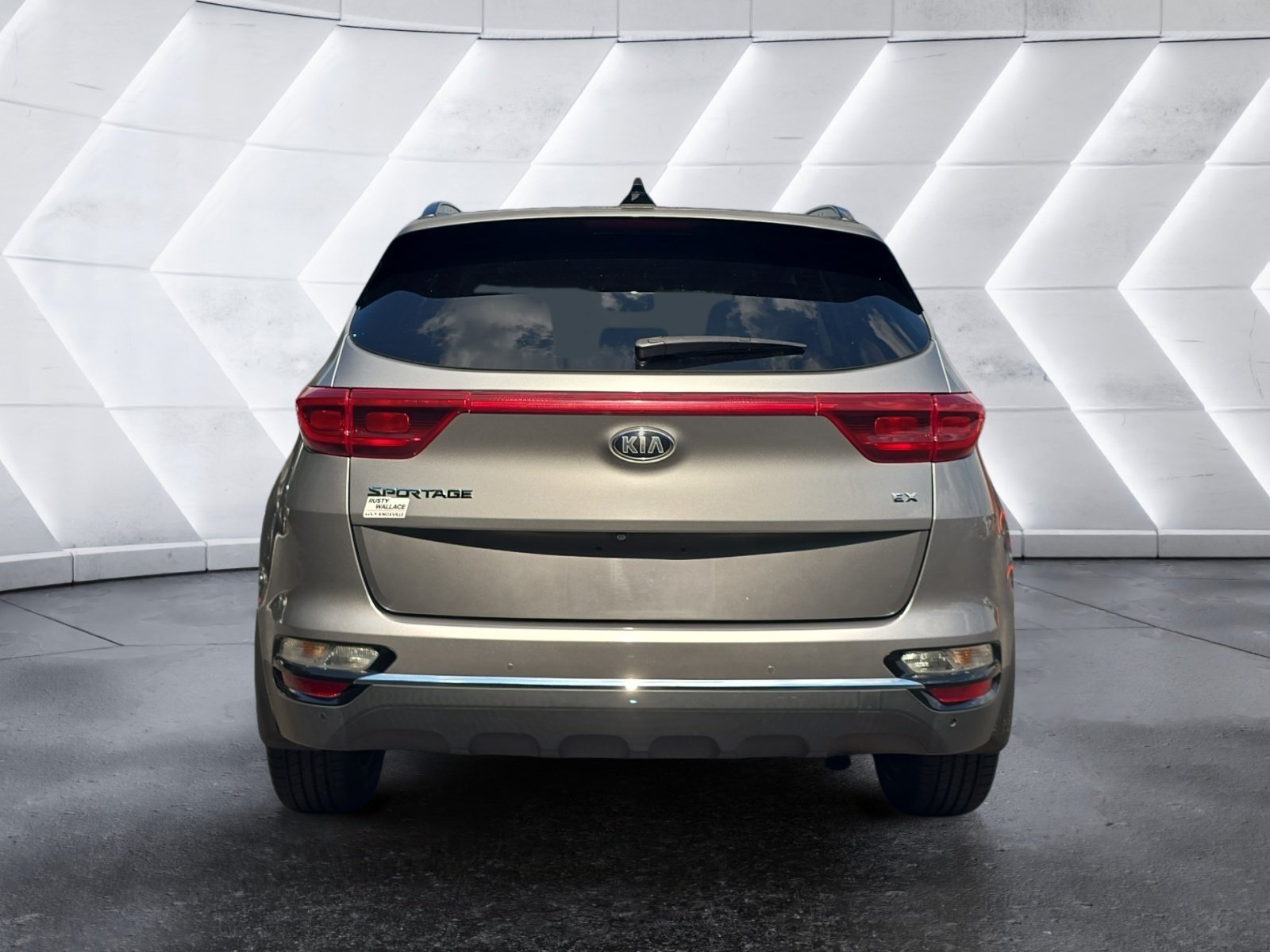 Used 2021 Kia Sportage EX w/ EX Technology Package FWD image 4