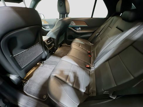 Used 2021 Mercedes-Benz GLE 350 4MATIC w/ Premium Package image 19