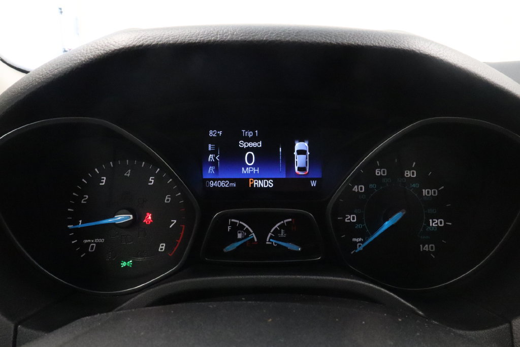 Used 2015 Ford Focus Titanium FWD image 19