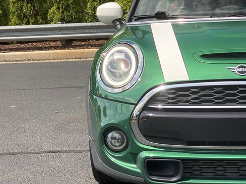 Used 2021 MINI Cooper S FWD image 18