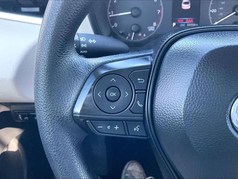 Used 2025 Toyota Corolla LE FWD image 23