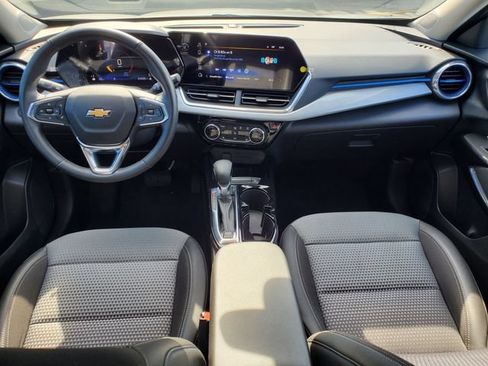 Certified 2024 Chevrolet Trax LT w/ Driver Confidence Package FWD image 14
