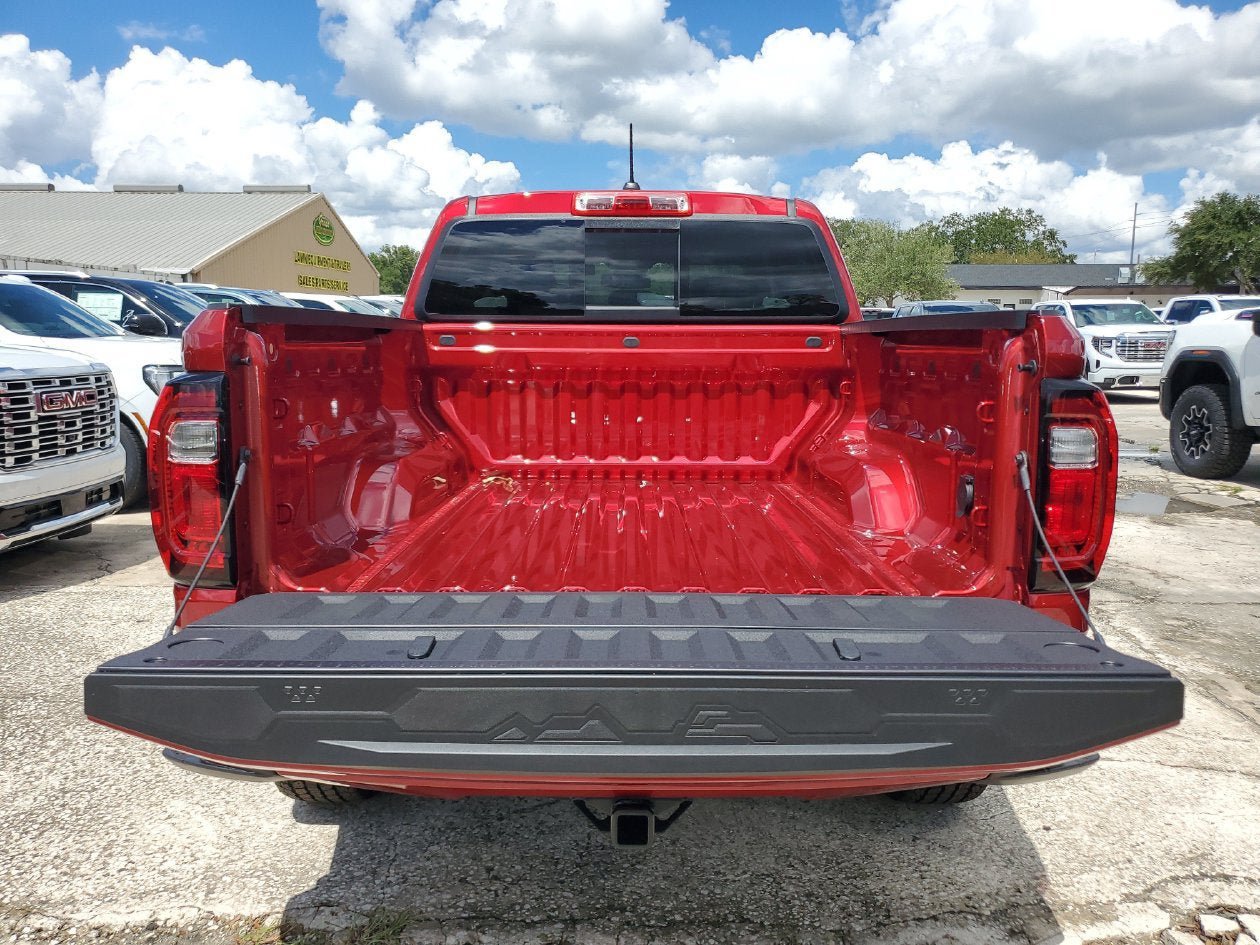 New 2026 GMC Canyon AT4 w/ Technology Plus Package AWD/4WD image 9