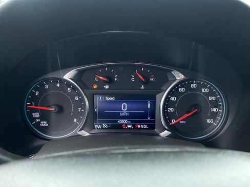 Used 2022 Chevrolet Equinox RS image 4