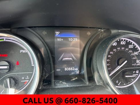 Used 2020 Toyota Camry LE FWD image 15