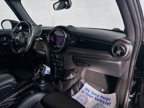 Used 2022 MINI Cooper S w/ Premium Package image 27