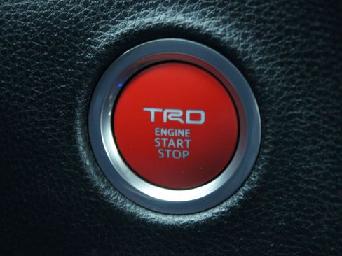 Used 2022 Toyota Tundra SR5 image 8