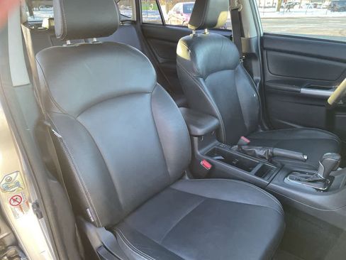 Used 2015 Subaru Crosstrek 2.0i Limited image 14