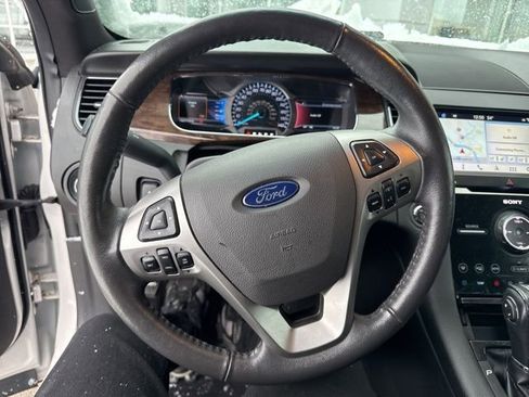 Used 2019 Ford Taurus Limited image 14