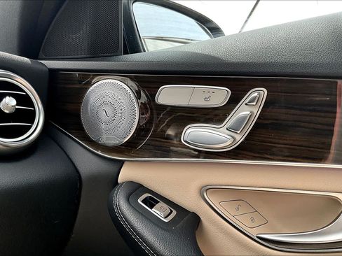Used 2019 Mercedes-Benz C 300 Sedan image 36