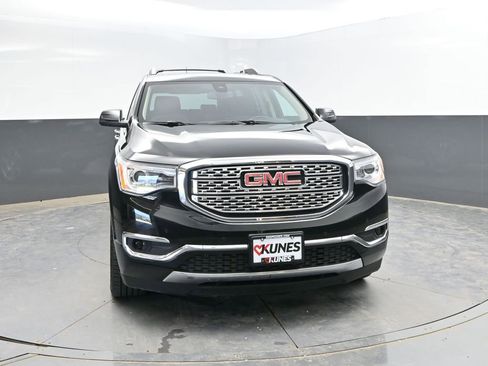 Used 2019 GMC Acadia Denali AWD/4WD image 4