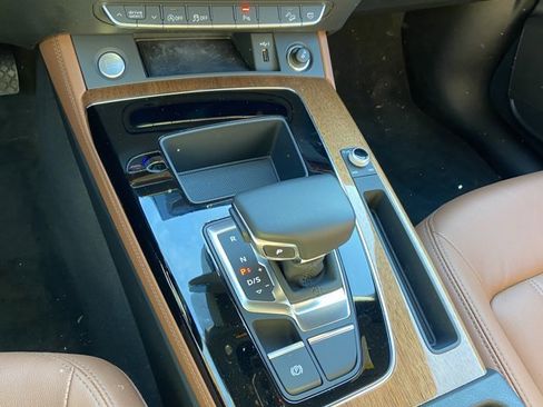 Certified 2022 Audi Q5 2.0T Premium Plus w/ Premium Plus Package image 21