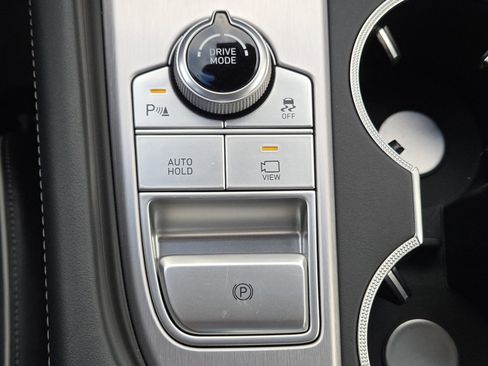 Used 2020 Genesis G70 3.3T w/ Prestige Package image 36