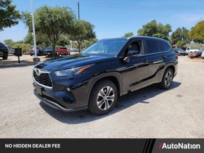 Used 2023 Toyota Highlander XLE