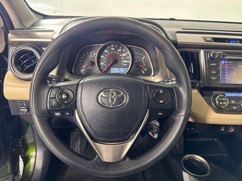 Used 2013 Toyota RAV4 XLE image 18