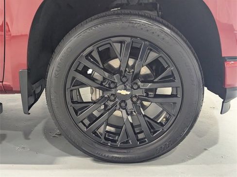 Used 2020 Chevrolet Silverado 1500 Custom w/ Custom Value Package image 24