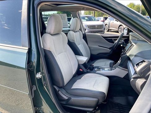 Used 2023 Subaru Forester Premium AWD/4WD image 10