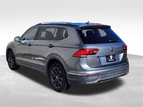 Used 2022 Volkswagen Tiguan SE image 7