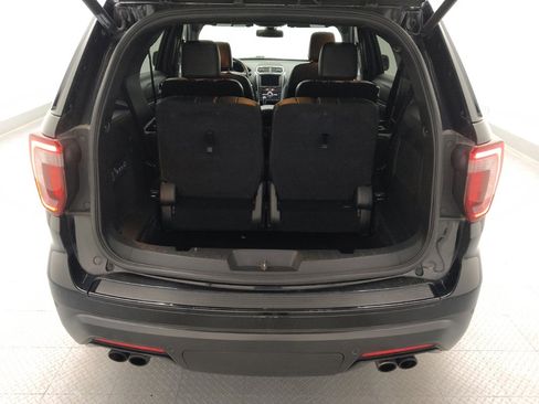 Used 2018 Ford Explorer Sport w/ Equipment Group 401A AWD/4WD image 29