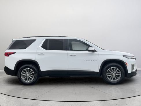 Certified 2022 Chevrolet Traverse LT FWD image 6