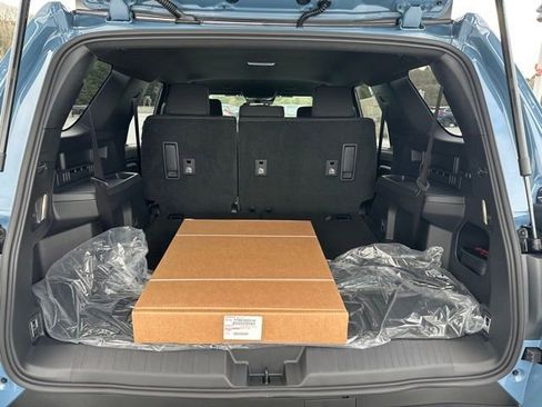 New 2026 Toyota 4Runner SR5 image 7